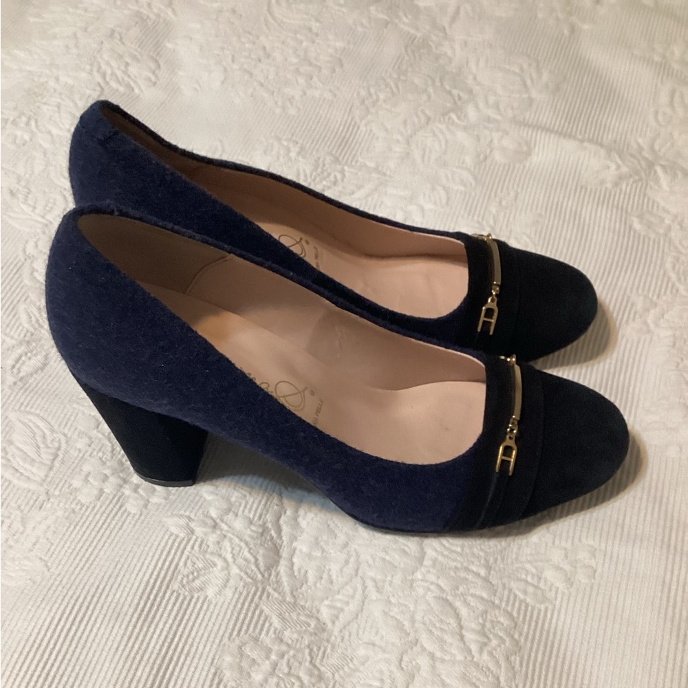 VERA PELLE Bailarina S by SKA,  wool navy and black pumps made in Spain.